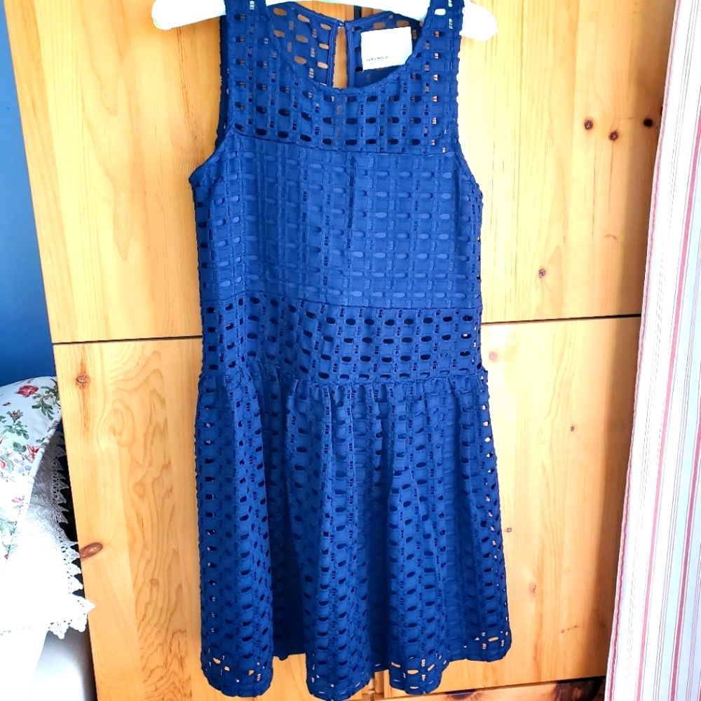 Vero Moda Navy Sleeveless Eyelet Lace Dress size medium